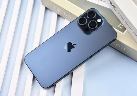 长丰苹果维修点分享iPhone 15 Pro Max屏幕更换全新实操风险 